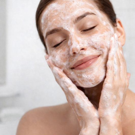 Luminous-Clarity Cleansing Gel